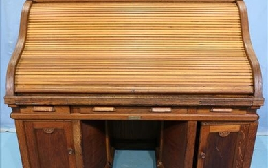 Solid oak Wooten S roll top desk