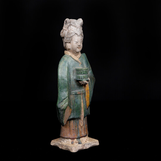 TRAVEL FIGURE in terracotta, Ming Dynasty, (1368-1644), China.