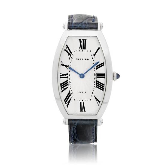 Tonneau XL, Reference 2435 | A platinum wristwatch, Circa 1990 | 卡地亞 | Tonneau XL 型號2435 | 鉑金腕錶，約1990年製, Cartier
