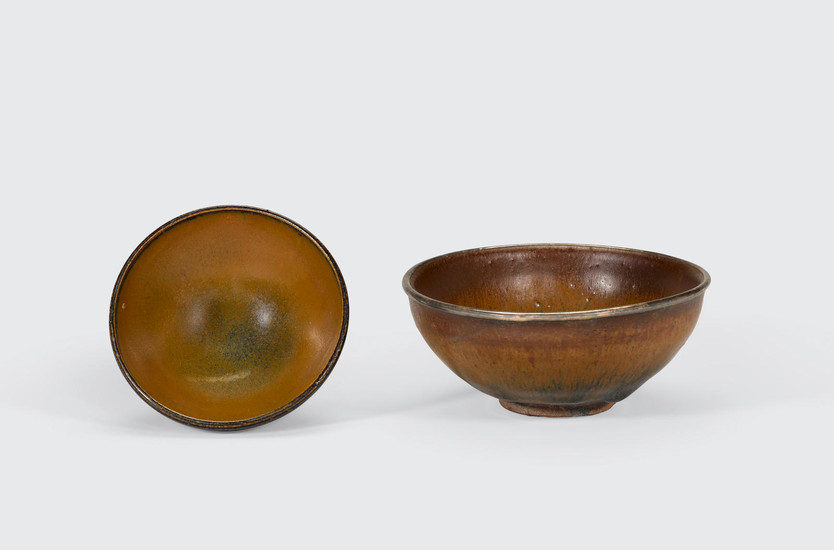 Two glazed stoneware bowls