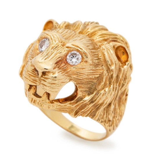 Van Cleef & Arpels, Yellow Gold and Diamond Lion Ring