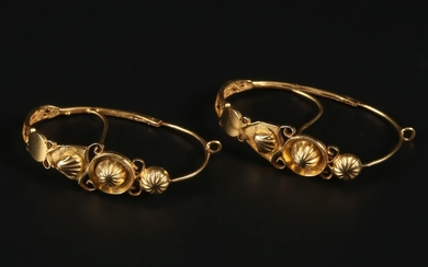 Zeeland, set of gold loop-shaped hat hangers, ca. 1900