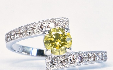 0.73 ct Natural Fancy Vivid Yellow SI1 - 14 kt. White gold - Ring - 0.50 ct Diamond - Diamonds, No Reserve Price