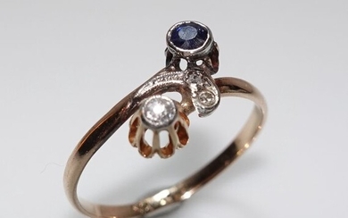 14 kt. Yellow gold - Ring 3 old cut diamonds 0.14 ct - Sapphire 0.10 ct.