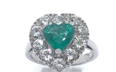 18 kt. White gold - Ring - 2.10 ct Emerald - Diamonds