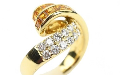 18K Yellow Gold Orange Sapphire & Diamond Ring