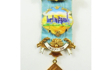 1930's Masonic Jewel from 9ct Gold and Enamel by Fattorini &...