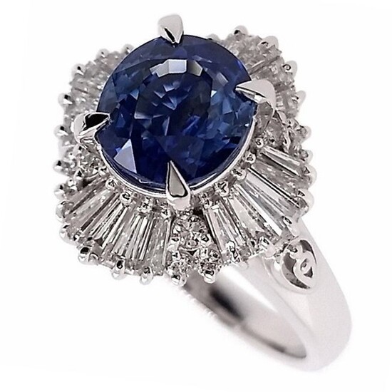 2.64ct Sapphire and 0.96ct Natural Diamonds - IGI Report - Platinum - Ring Sapphire