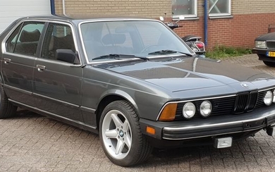 BMW - 735 I A - 1986