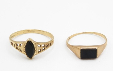 2x 9ct gold black onyx dress rings (3g) Size P + N