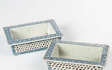 Pair of Double-walled Reticulated Blue and White Narcissus Planters