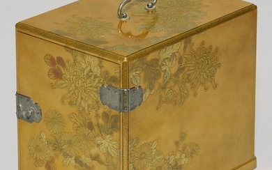 A FINE LARGE GOLD LACQUER KODANSU [INCENSE CABINET], MEIJI PERIOD, LATE 19TH CENTURY
