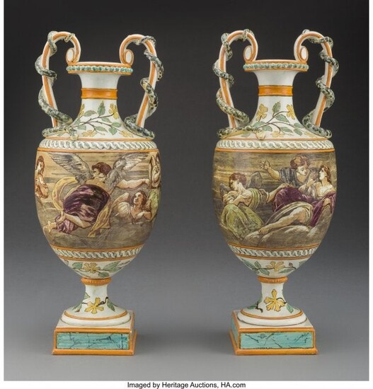 61061: A Pair of Wedgwood Queensware Urns, 19th century
