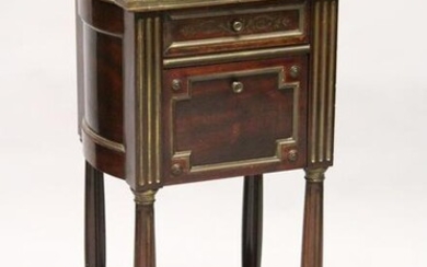 A 19TH CENTURY FRENCH MAHOGANY, MARBLE AND BRASS INLAID