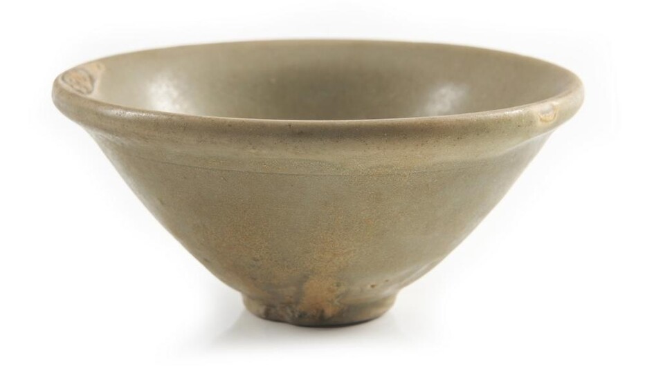 A CHINESE YAOZHOU CELADON CONICAL TEA BOWL NORTHERN SONG DYNASTY (960-1127) The De Voogd Collection