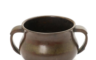 SOLD. A Chinese 17/18th century bronze censer, Xuande mark. Weight 1151 gr. H. 9 cm....