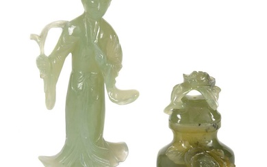 A GROUP OF JADE AND AGATE CARVINGS, 20TH CENTURY