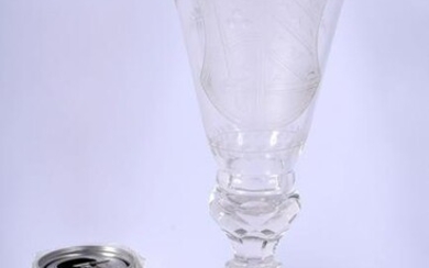 A LARGE EDWARDIAN CRYSTAL GLASS GOBLET engraved with an