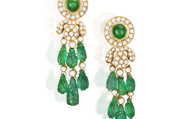 A PAIR OF EMERALD AND DIAMOND EARRINGS, BY PETOCHI
