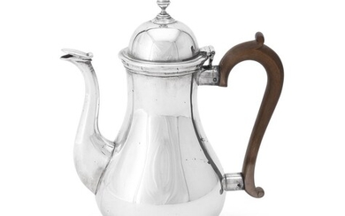 A SILVER BALUSTER COFFEE POT, MAPPIN & WEBB