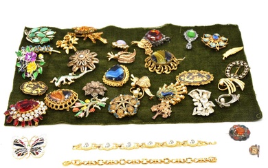 A collection of silver and costume jewellery.
