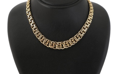 A gratuated 14k gold necklace. L. 43 cm. Weight app. 82.5 g....
