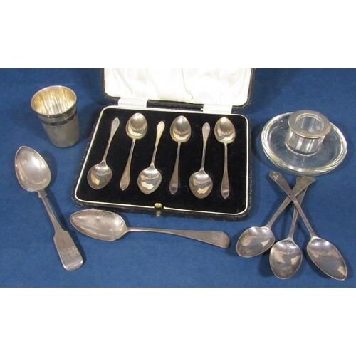 A mixed collection of silver comprising a cased set of six s...