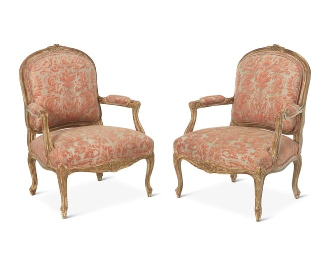 A pair of Louis XV-style fauteuils à la reine