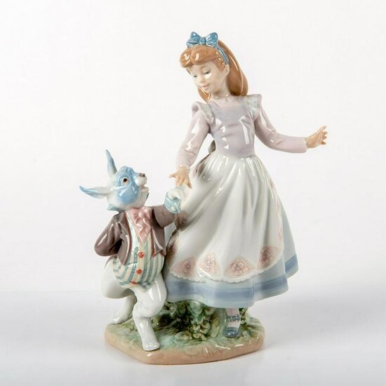Lladro Alice in Wonderland Collectible Figurine #05740 Retired Glazed  Finish