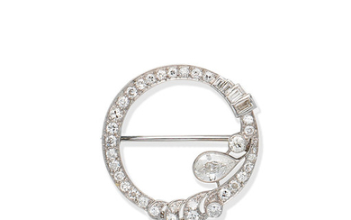 An Art Deco diamond brooch/pendant
