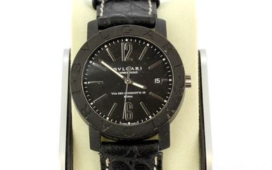 An automatic Bvlgari Carbongold 1884 wristwatch (no. L9742, BB 40 CL) on a black leather strap.