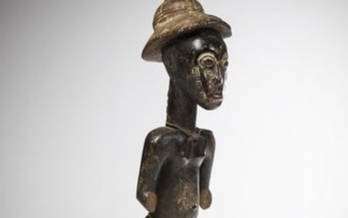 BAOULE, Ivory Coast. Male statue representing a dignitary...