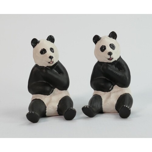 Beswick pair of matte seated Pandas 2944 (2)