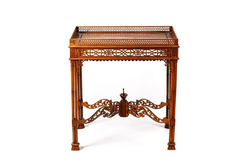 CHIPPENDALE STYLE GALLERY TOP SIDE TABLE