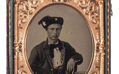 [CIVIL WAR]. Sixth plate tintype of a young soldier, possibly from New York, with a large star and "E" insignia on his cap.