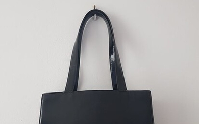 Chanel - Classic Shoulder/ Tote bag