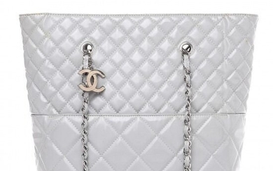 Chanel - vinyl quilted in the business north south tote light grey Clutch bag
