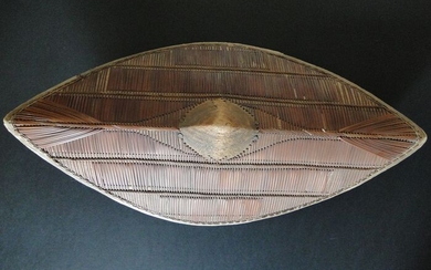 Dance shield - Leather, Rattan, Wood - Africa
