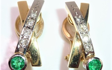 Earrings - White gold, Yellow gold 0.20ct. Diamond - Emerald