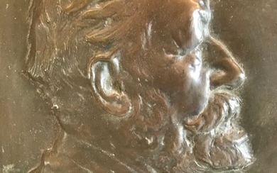 Emile Fernand Dubois (1863-1952) - Petermann Bruxelles - Relief (1) - Historicism - Patinated bronze - Late 19th century