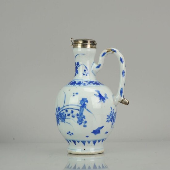 Ewer - Famille verte - Porcelain - Antique 17C Chinese Porcelain Jug Ewer Transitional Chongzhen Flowers- China - 17th century