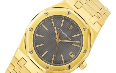 Gentleman's Gold 'Royal Oak' Wristwatch, Audemars Piguet
