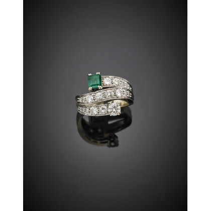Graduated diamond and step cut emerald bi-coloured gold ring, diamonds in all ct. 3.10 circa, g 11.10 circa size 21/61.Read more