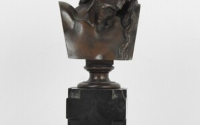 Jean-Baptiste CLESINGER (1814-1883). Le Christ à la couronne d'épines. Buste en bronze. Signe. Daté 1858...