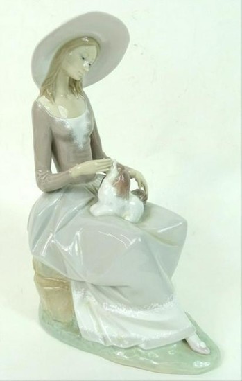 Large 13" Lladro Seated Women With Dog