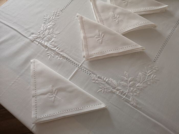 Linen blend tablecloth with hand stitch embroidery - 270 x 180 cm - Cotton, Linen - 21st century