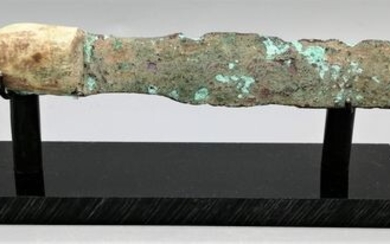 Luristan Bronze Dagger with Original Handle - 25×10×285 mm