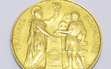 Médaille de banque en or jaune (18K) "Travail, Economie-Caisse d'Epargne de Montauban-Fondée en 1835. Gravure...