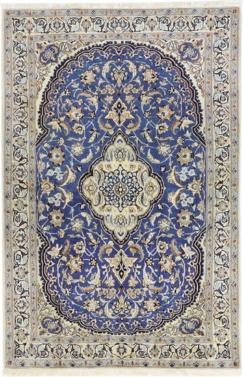 Nain 9 La Kork mit sehr viel Seide - very fine Persian carpet - 210 cm - 137 cm