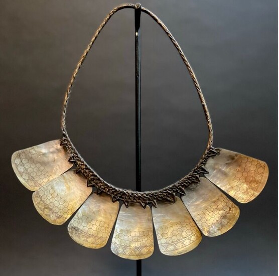 Necklace - Mother of pearl, Shell - Pangalapang - Ifugao, Philippines